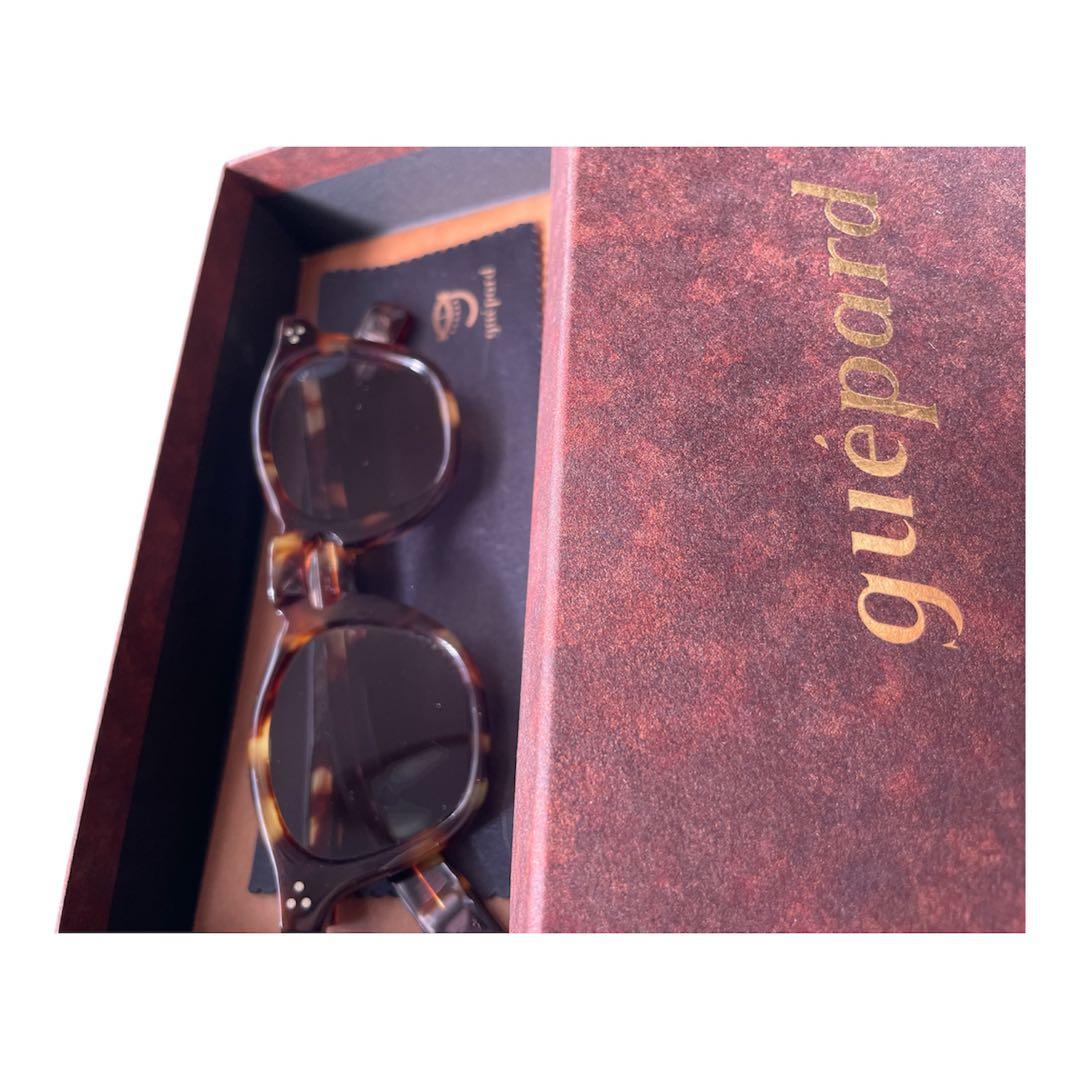 【値下げしました】guepard べっ甲 ボストン型サングラス