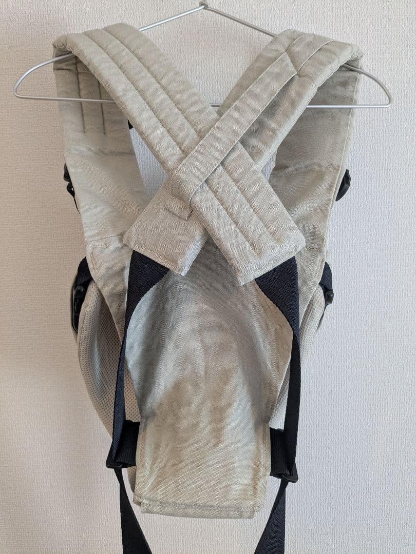 【美品】キューズベリー　ZERO 抱っこ紐　　サンドベージュ