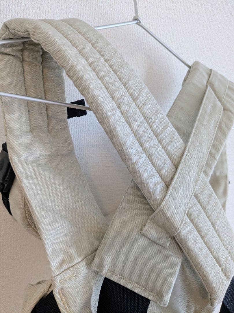 【美品】キューズベリー　ZERO 抱っこ紐　　サンドベージュ